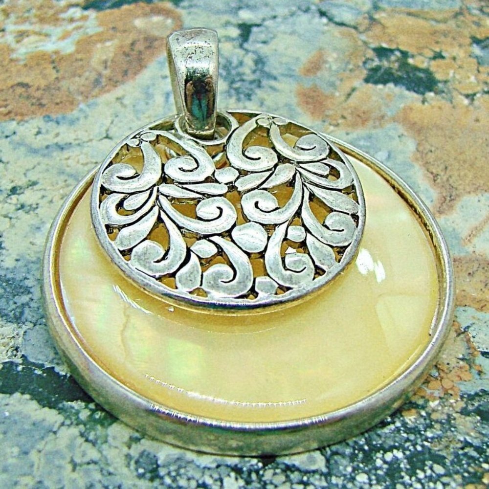 Yellow Shell Silver Tone Filigree Tiered Layered Fashion Pendant Necklace Charm